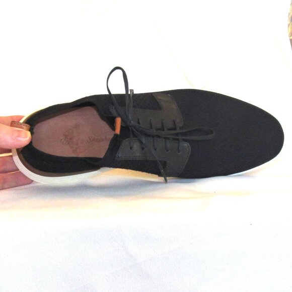 Wolf and Shepherd Blue Swiftknit Sneakers Size 11 Excellent Pre-Owned Condition - Picture 10 of 13